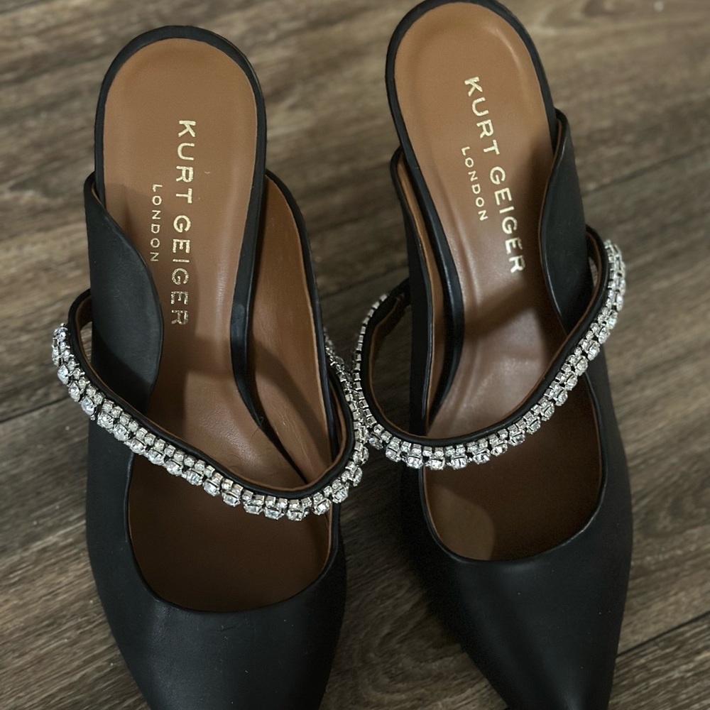 Brand New Kurt Geiger London Duke heels No box.